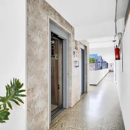 Apartment Luxury Quasar Sea View In Olimpia *