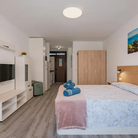 アパート Luxury Quasar Sea View In Olimpia