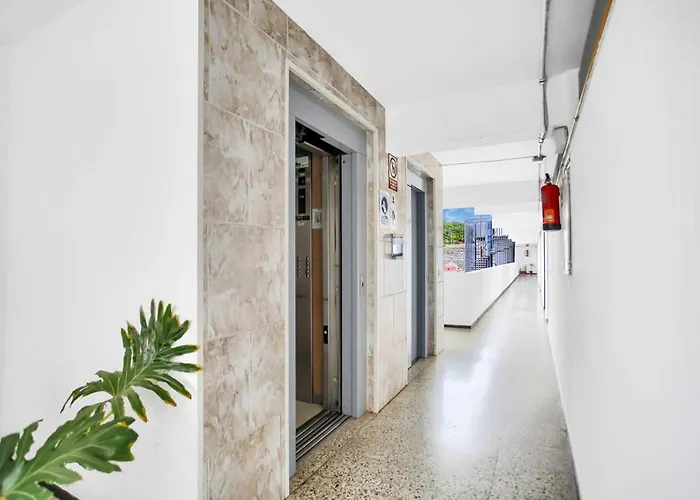 Apartment Luxury Quasar Sea View In Olimpia *