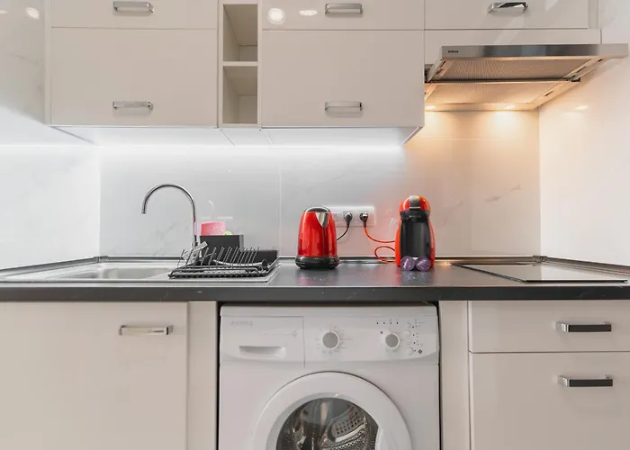 Apartment Luxury Quasar Sea View In Olimpia *