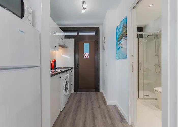 Luxury Quasar Sea View In Olimpia