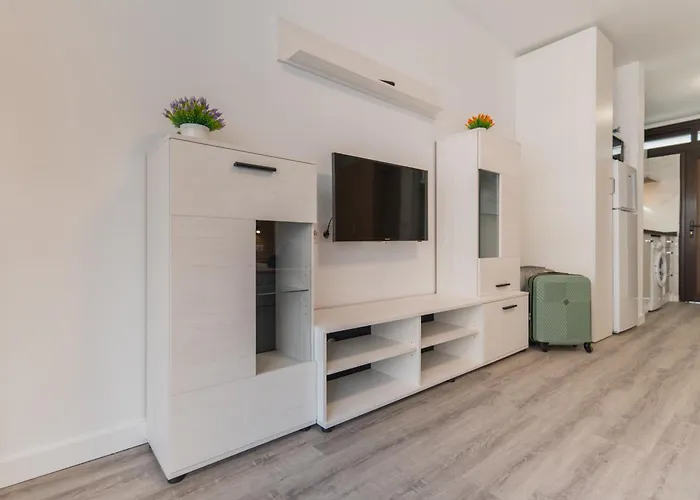 Apartment Luxury Quasar Sea View In Olimpia *